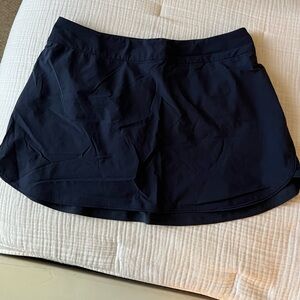 Outdoor voices navy skort M
